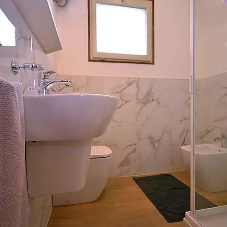 Hotel Bright Flat Surrounded By A Garden 700m From The Sea 3*