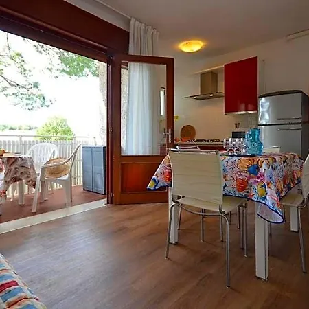 Hotel Bright Flat Surrounded By A Garden 700m From The Sea Bibione